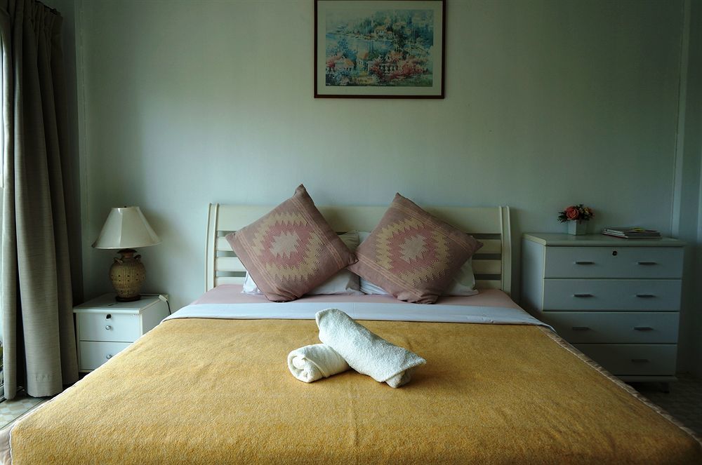 Corner Cafe Bed & Breakfast 후아 힌 외부 사진