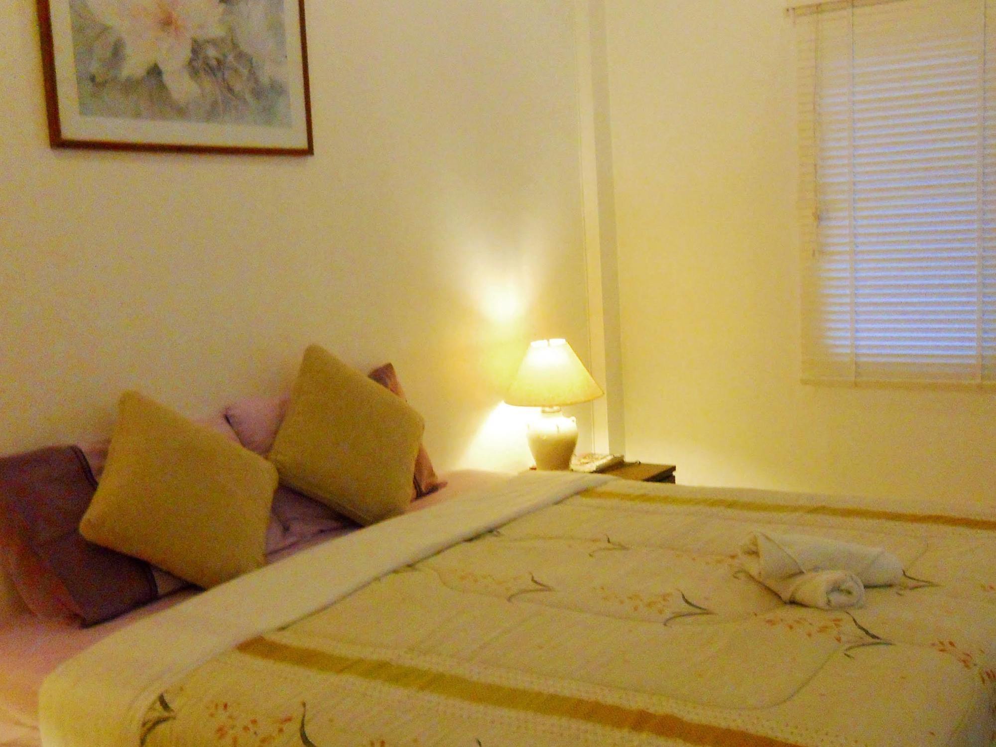 Corner Cafe Bed & Breakfast 후아 힌 외부 사진