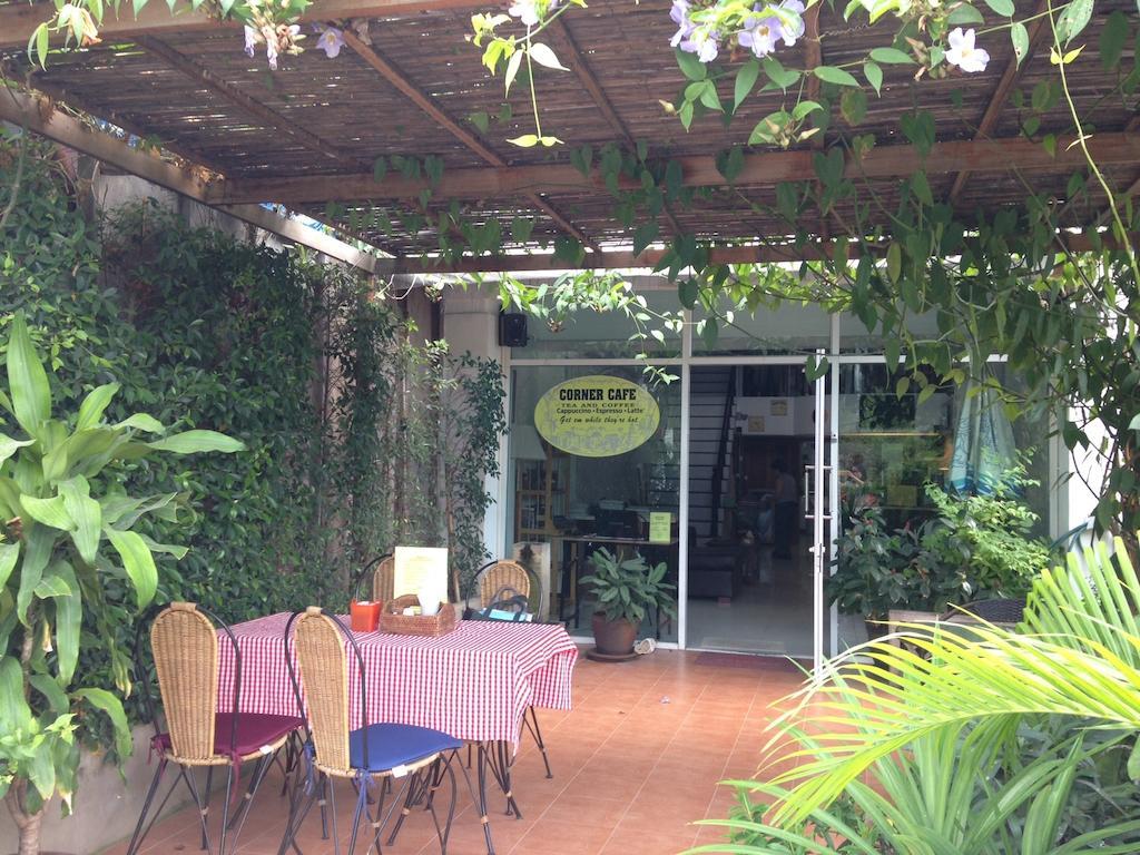 Corner Cafe Bed & Breakfast 후아 힌 외부 사진